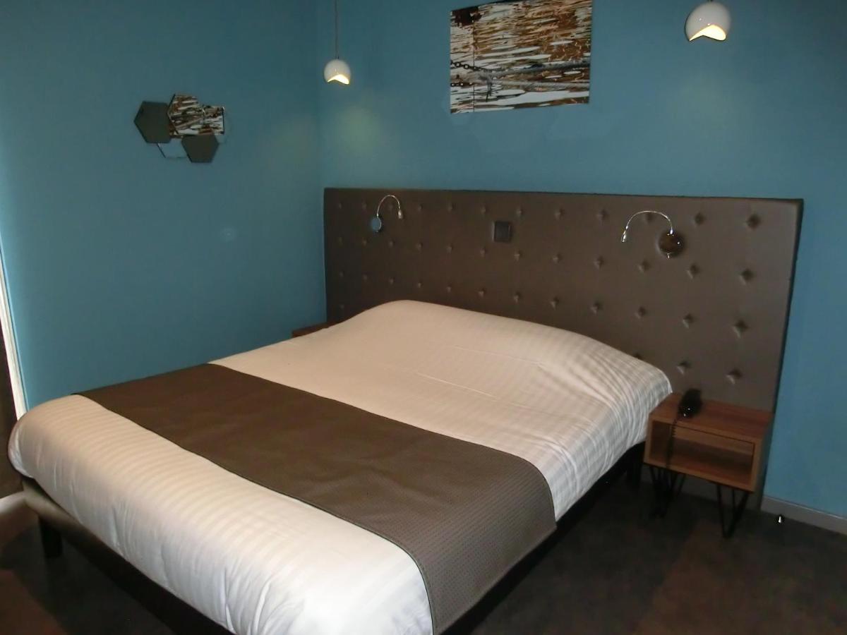 Hotel Sur Le Quai Пор-Вандр Экстерьер фото